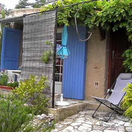 Petit Studio Atypique Et Cosy En Provence Saint-Étienne-les-Orgues Exteriör bild